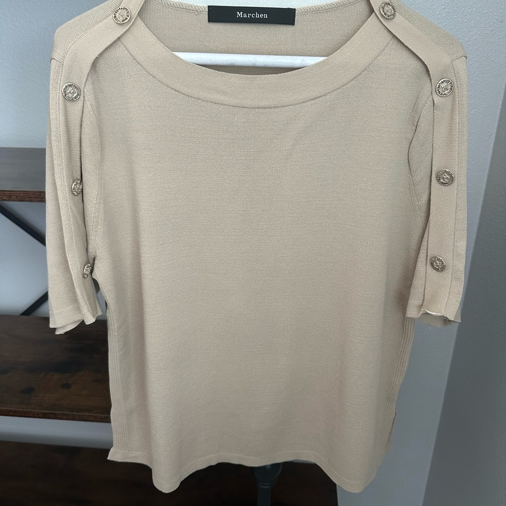 MARCHEN Vintage Arche Women's Beige Button-Shoulder Top